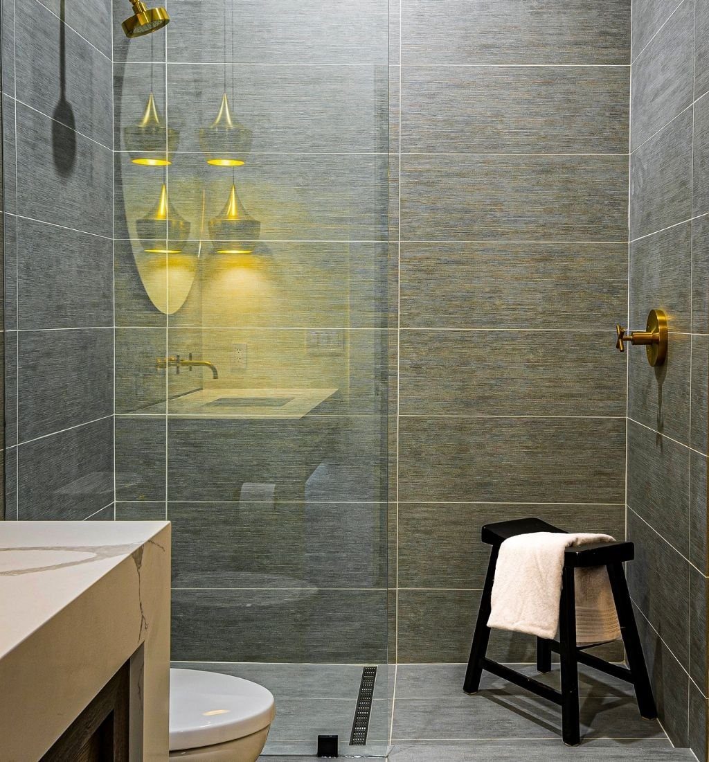 bathroom fitters SW2 4TA